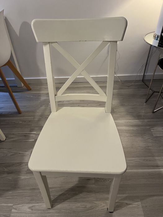 duas cadeiras brancas ikea64750801624577120