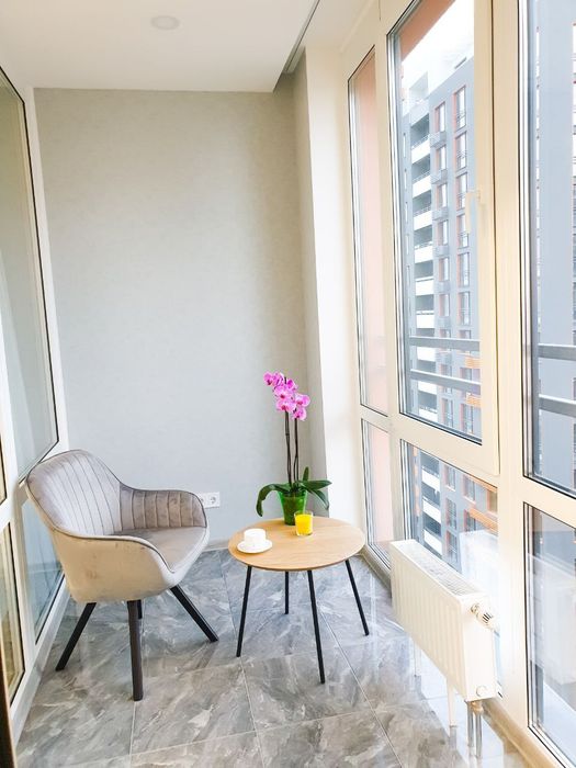 ДОМ НА ГЕНЕРАТОРЕ. ЖК Севен, Днепропетровская набережная 18А, Осокорки