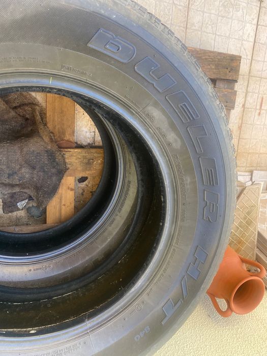 OPORTUNIDADE - 5 Pneus Bridgestone Dueler H/T P265/65R17 Semi-novos