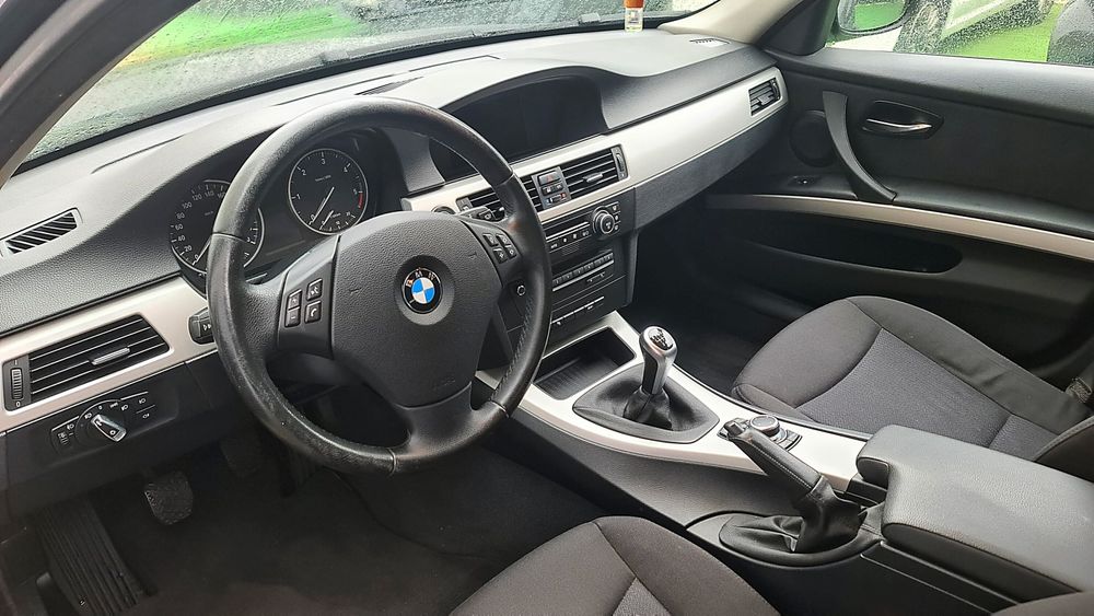 BMW 320 — fotografia 6