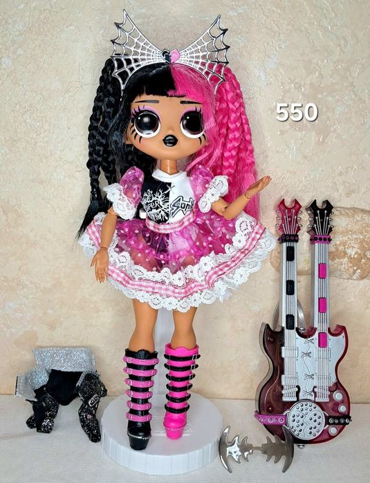 LOL OMG REMIX з музикальним інструментом