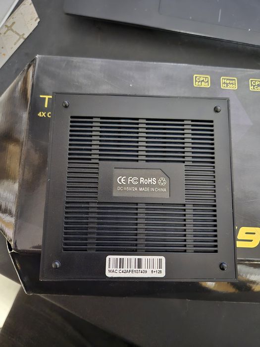 Android smart tv box 8/128