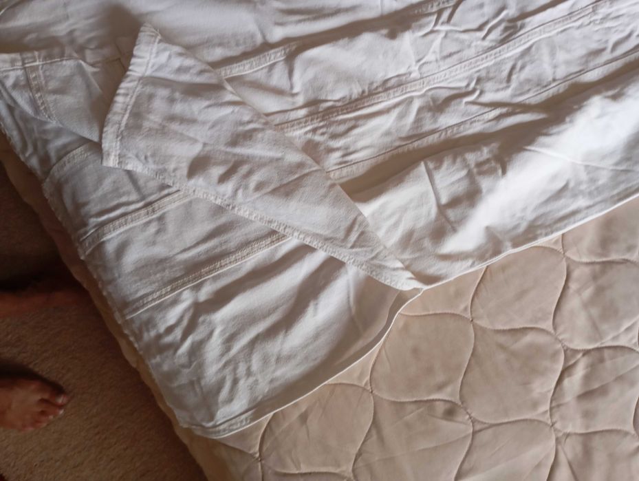 Roupa de senhora em saldos