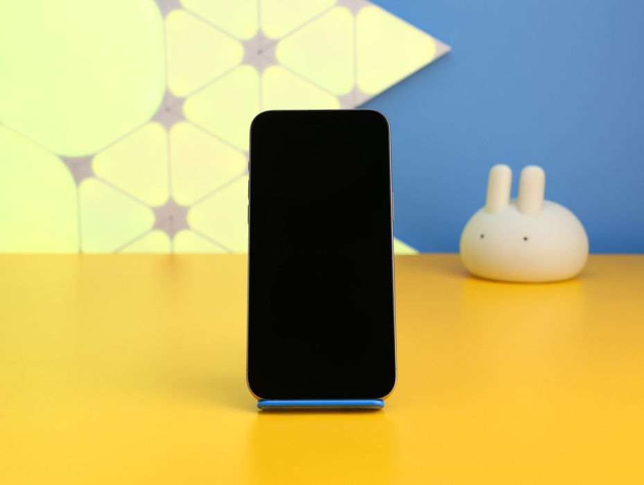 Смартфон Apple iPhone 15 Pro Max 1TB Natural (160935) Б/У З ГАРАНТІЄЮ