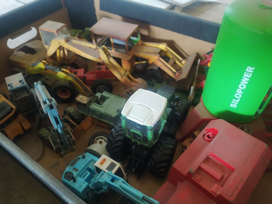 Złom modelaeski siku matchbox joal