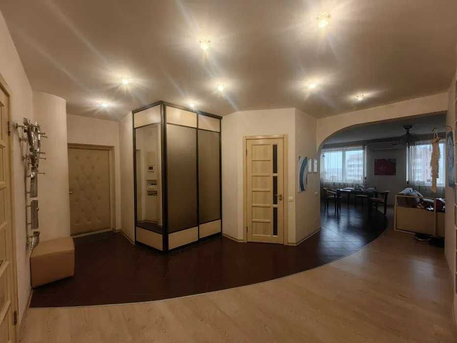 Продам  3к квартиру  115м2 , Левада, Аэрокосмический 43