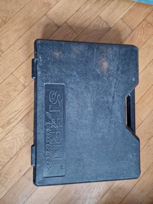 Для рибалки ящик- діпломат з пластику