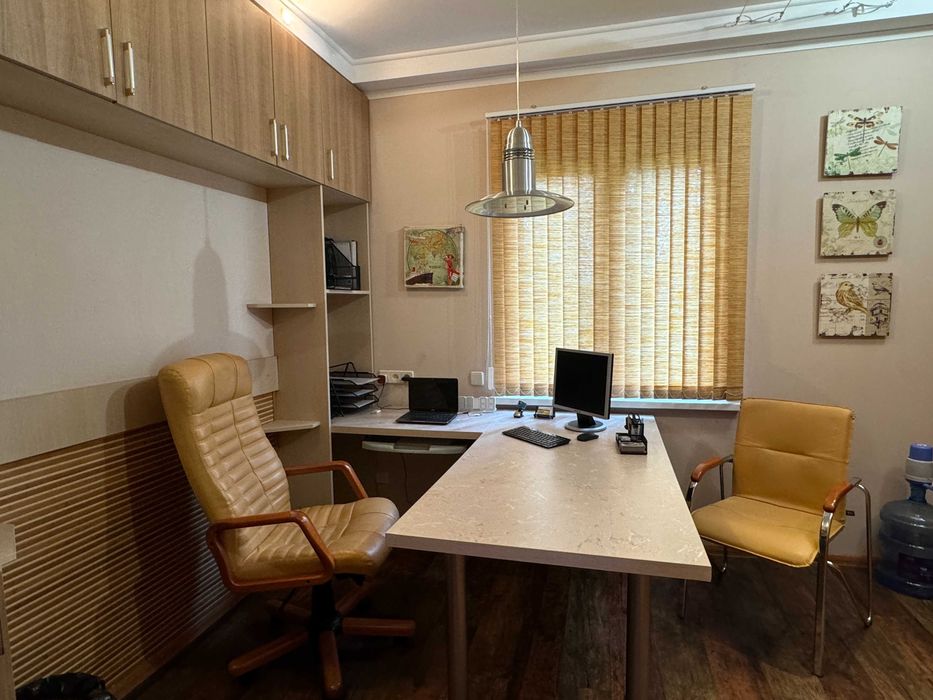 Оренда Будинку Ольжича, (можна під офіс) Генератор, гараж, БЕЗ%