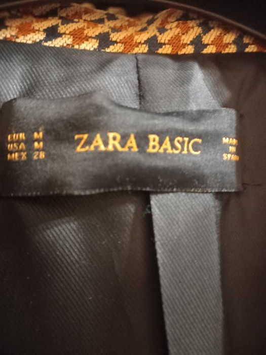 Піджак жіночий  ZARA BASIK з модним принтом