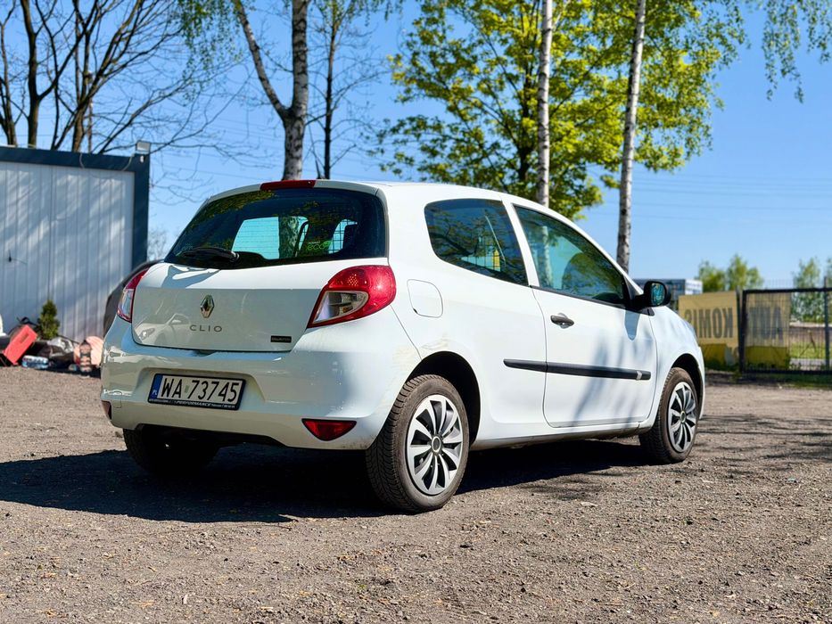 Renault Clio VAN 2013r. 1.2PB Klimatyzacja