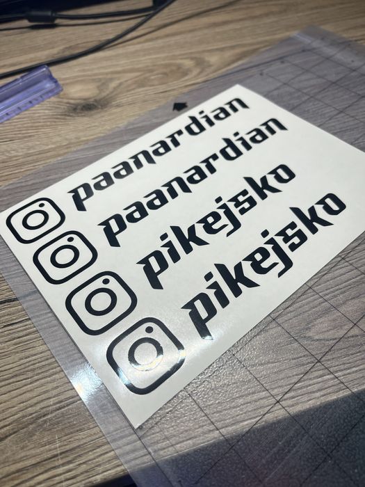 Naklejki/Wlepy na zamówienie. Własny projekt. Na samochód itp.