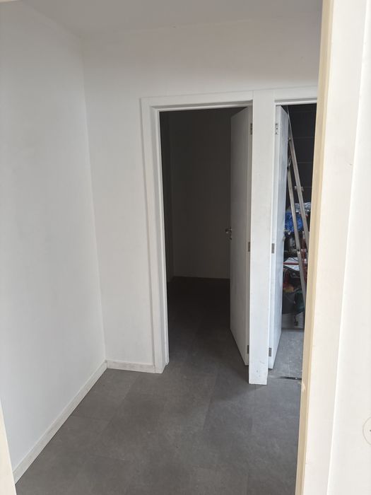 Restaurante com Esplanada em Algés