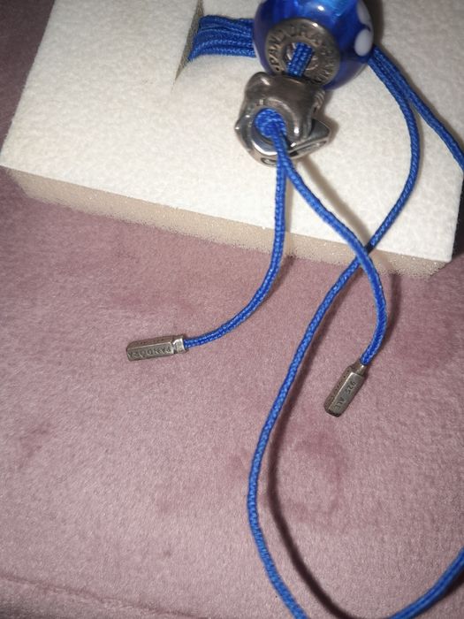 Colar pandora com 2 peças