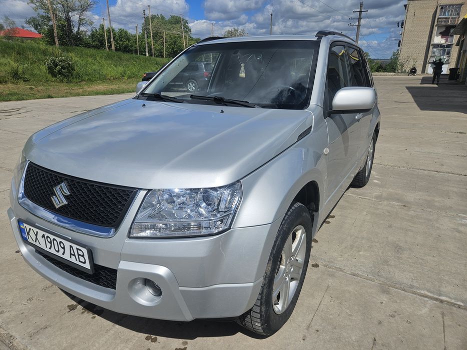 Suzuki Grand Vitara 2.0 бензин 2007 року