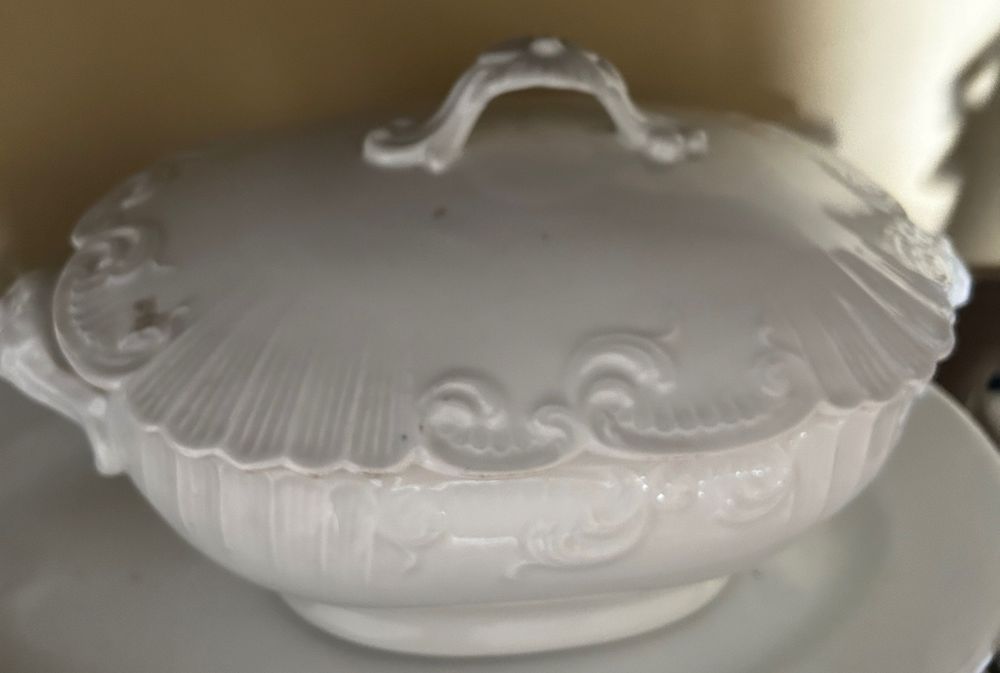 Terrina antiga porcelana