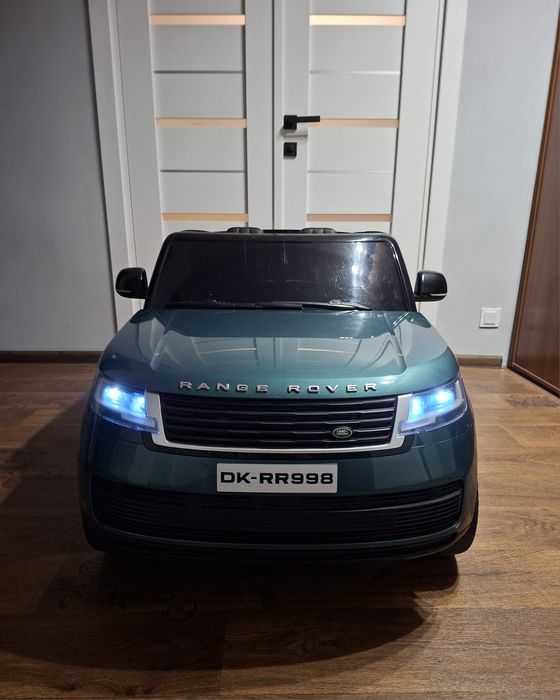 Дитячий повнопривідний електромобіль Range Rover (автофарбування)