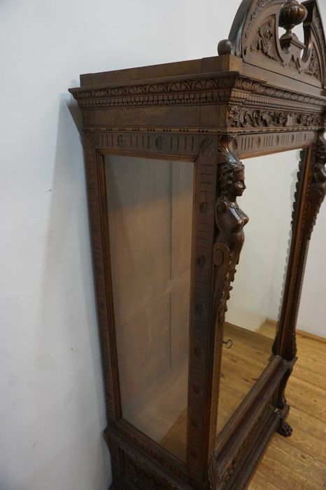 Stara serwantka witryna Orzech – Rzeźbiona, wys. 206 cm