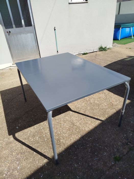 Mesa / Bancada de trabalho