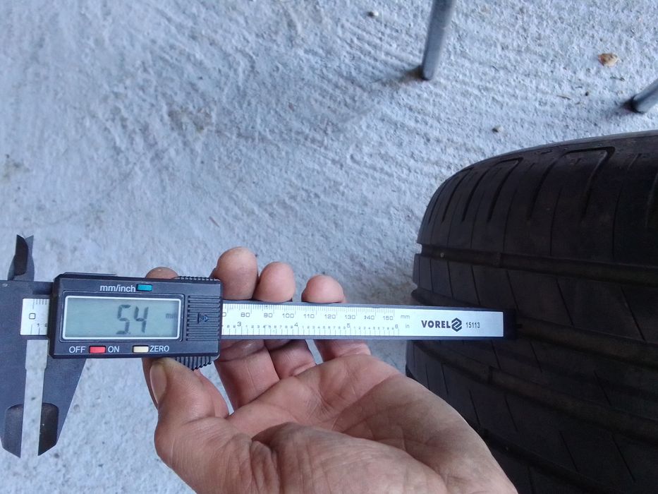 Cena za 2 Opony letnie 225/55r17 GOODYEAR