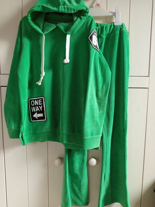 Dres welurowy QBA Kids 152