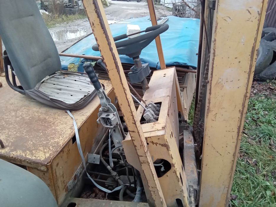 Продам погрузчик. Потребує ремонту