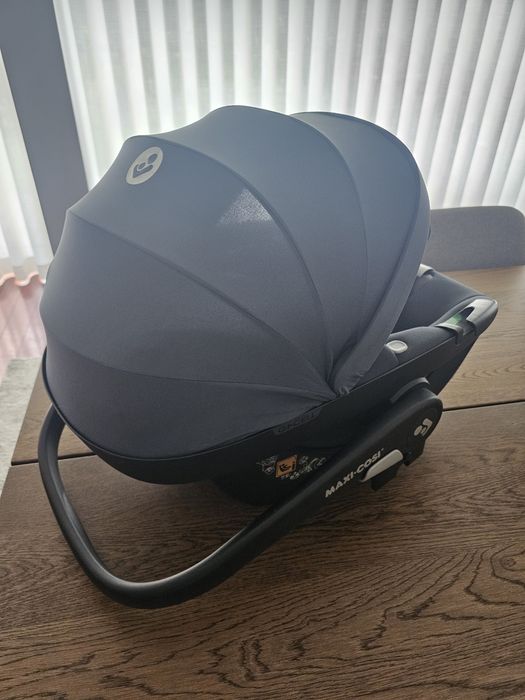 Conjunto Carrinho Maxi Cosi Adorra 2 + Ovinho Pebble 360  OFERTA itens
