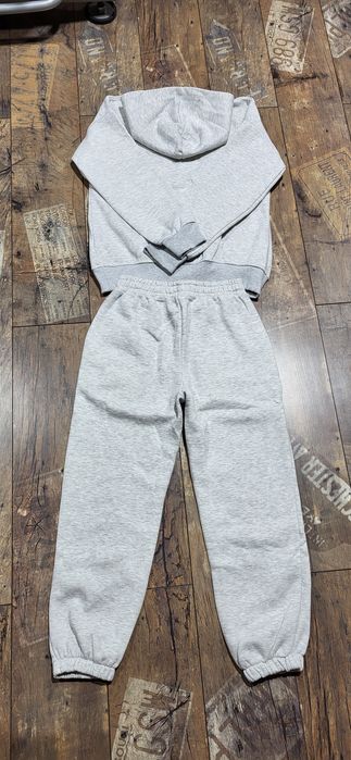 Dres szary barbie damski cieplutki kaptur kangurka S M