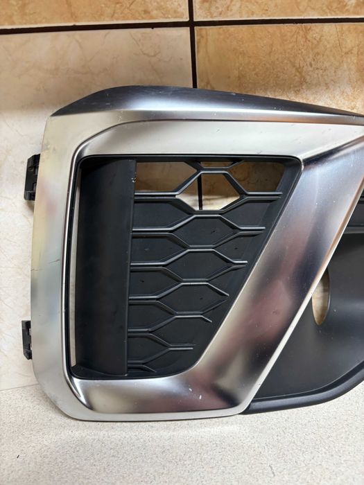 Kratka ATRAPA zderzaka AUDI A4 B9 LIFT S-LINE prawa/lewa