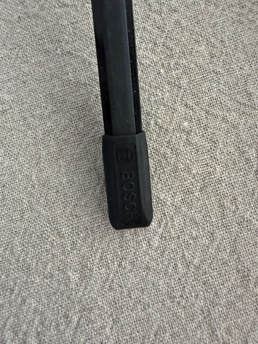 Escova limpa pára brisas traseiro Bosch A382H