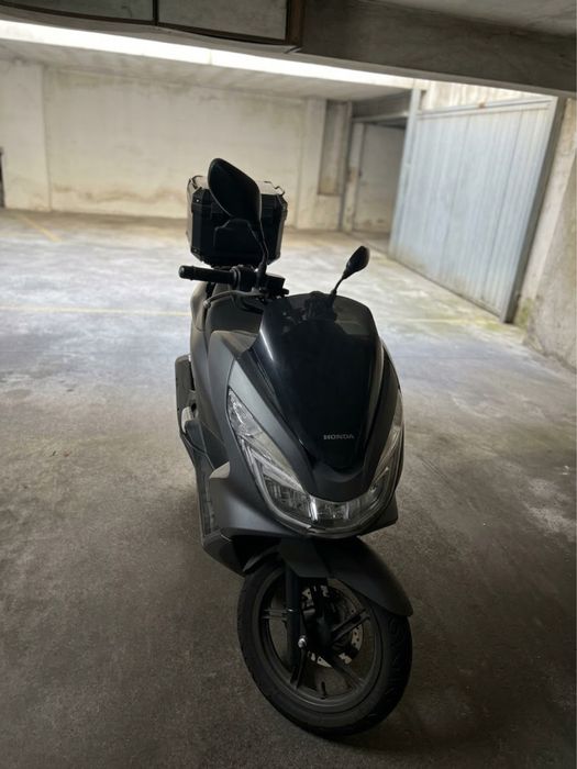 Honda PCX 125 (2014) – Apenas 15.000 km | Faróis Full LED | Excelente Estado