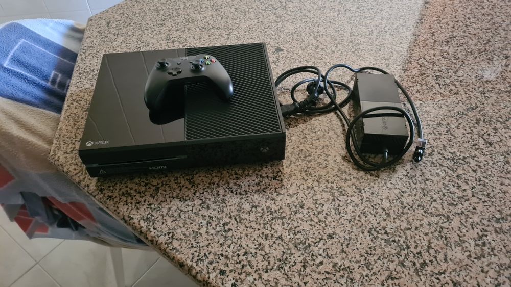 X-Box one FAT 1TB