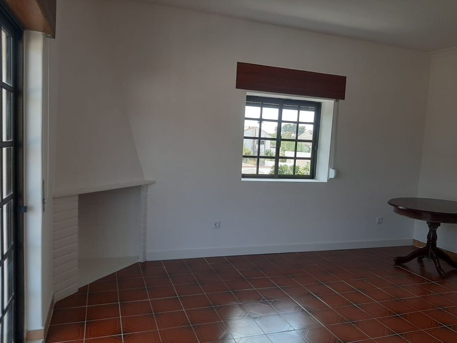 Moradia  T1 com área exterior comum