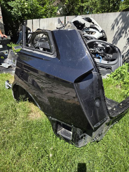 Четверть  Ауді q7 4m