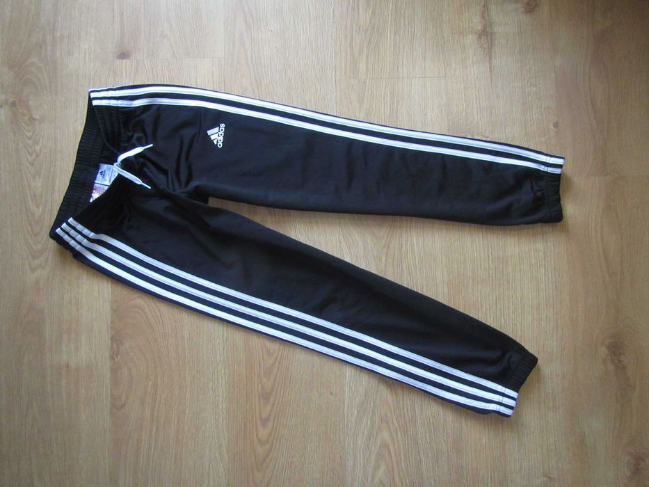 ADIDAS spodnie dresowe rozm.140
