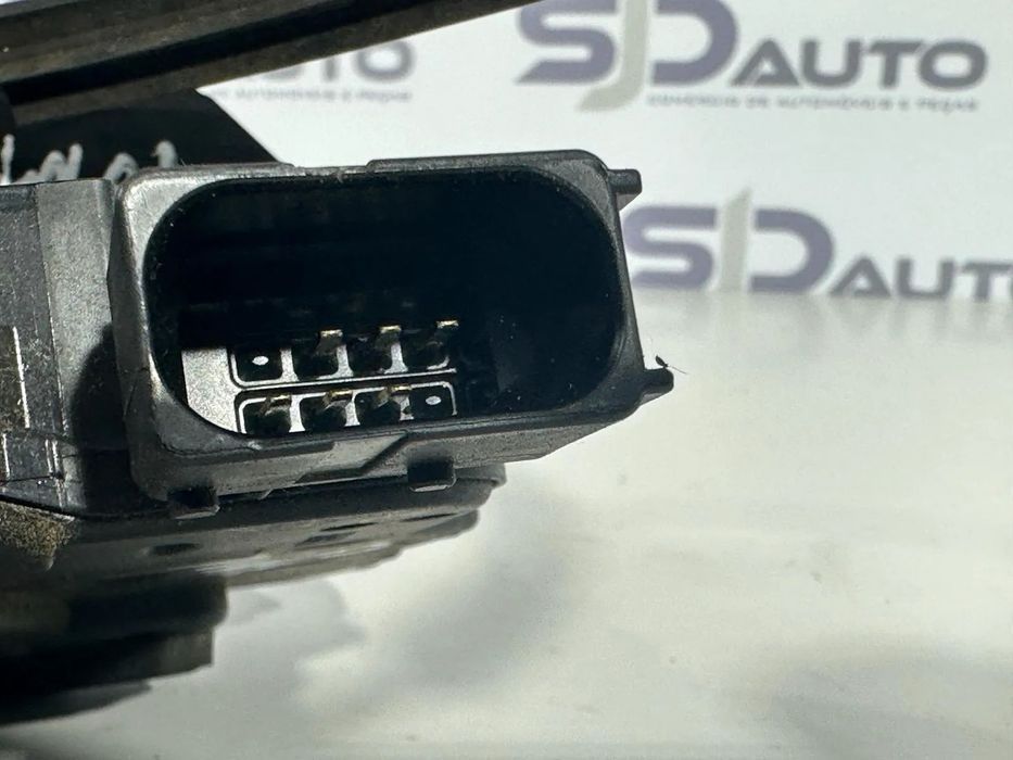 Fecho Frente / Trás - Fiat Grand Punto (2013)