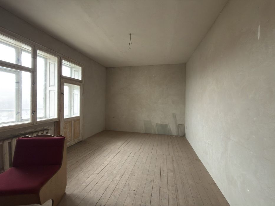 Продається будинок в с. Крихівці, в 10 хвилинах від міста