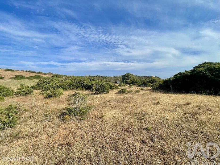 Terreno em Budens de 4320,00 m2