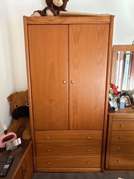 Armário, Guarda-fatos de quarto
