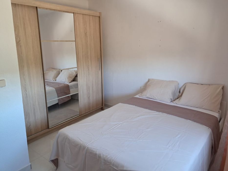 Arrenda-se quartos em  Abrantes Alferrarede , com as dispesas.