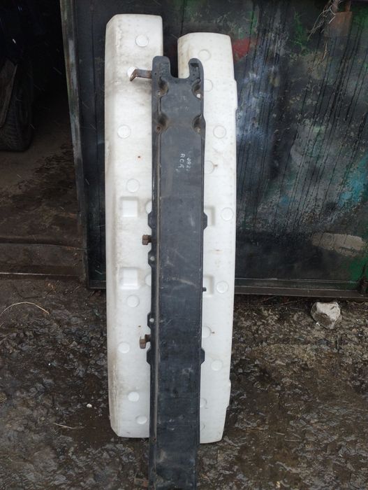 Усилитель наполнитель переднего бампера Шевроле лачетти  део ланос