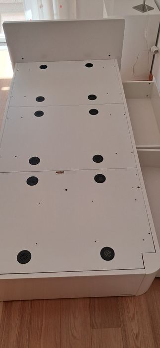 Cama de criança com colchão