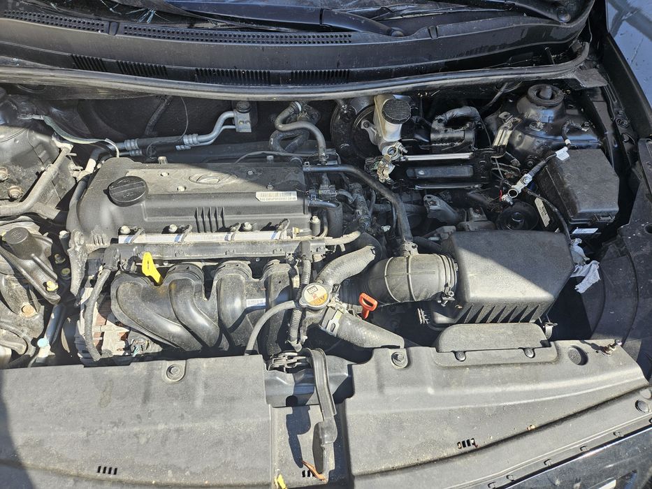 Разборка розборка хундай акцент HYUNDAI accent