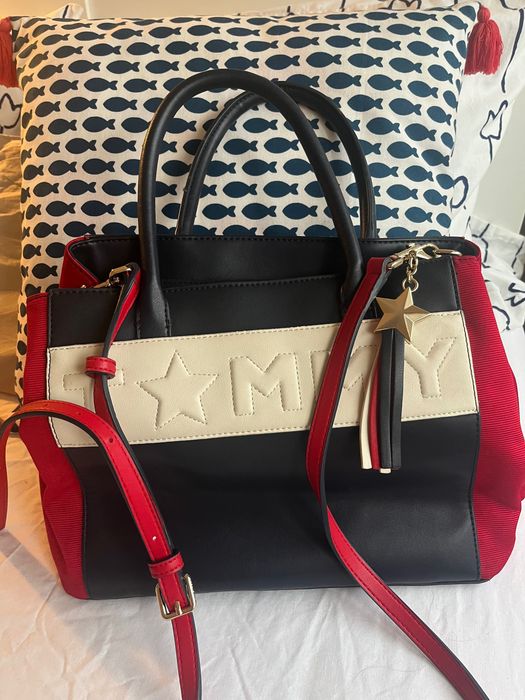 Mala Tommy hilfiger