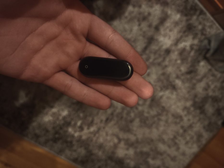 Xiaomi Mi Band 4 не робочі
