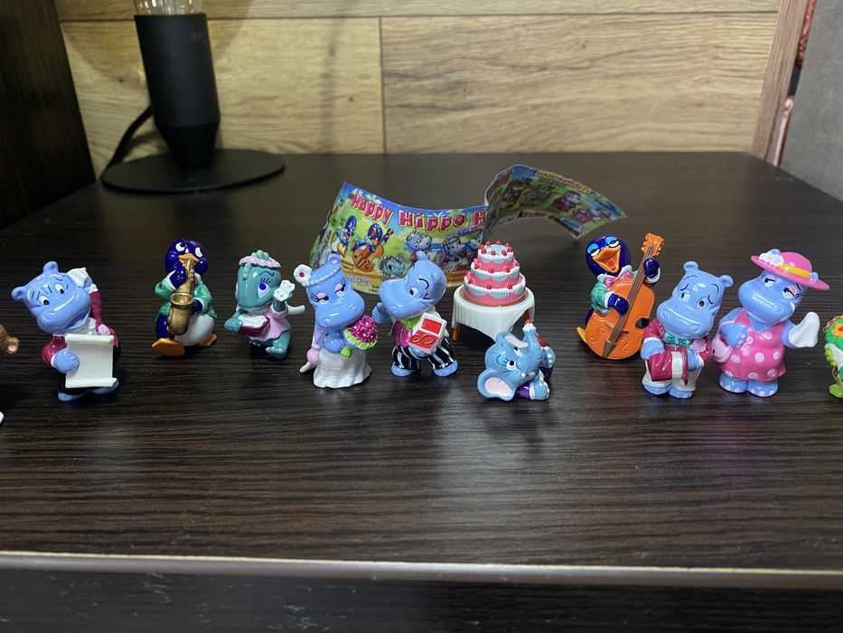 Весілля бегемотиків кіндер іграшки свадьба бегемотиков