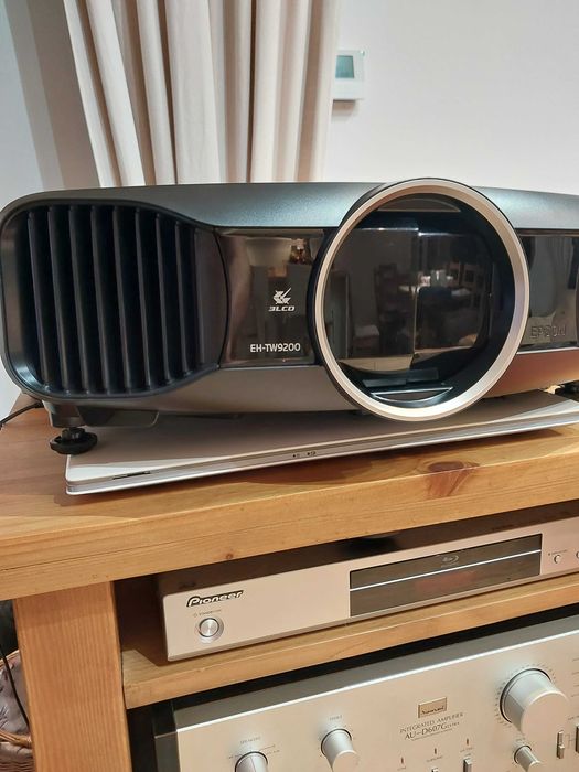 REZERWACJA -Projektor EH TW9200