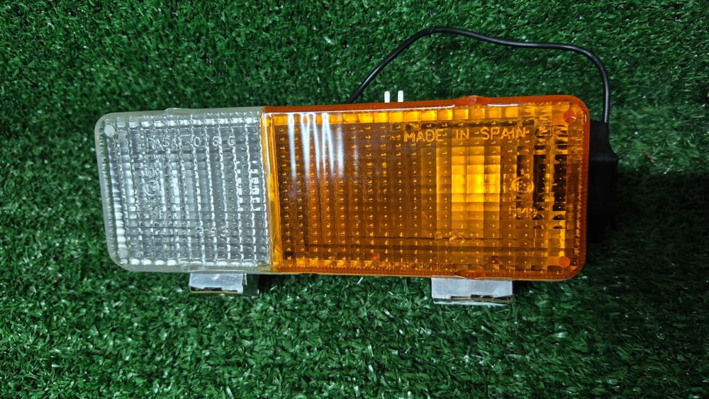 Pisca Farolim Frente Direito Renault 12 Valeo Original Ref. 061967 NOVO