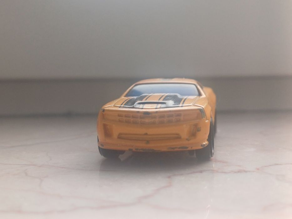 Resorak hasbro transformers bumblebee