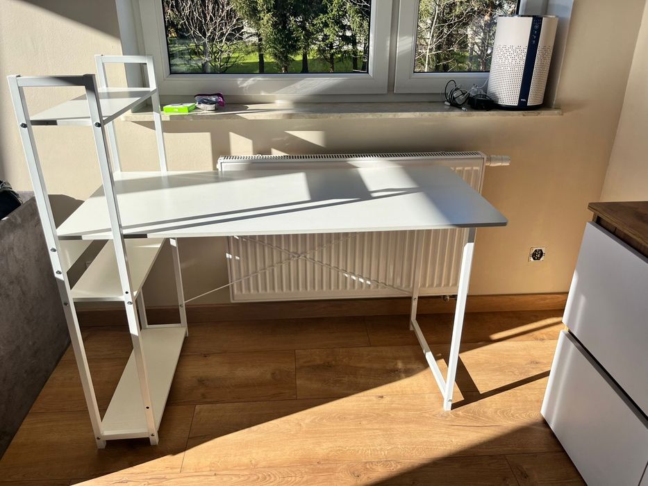 Biurko z regalem nowe biale sprzedam