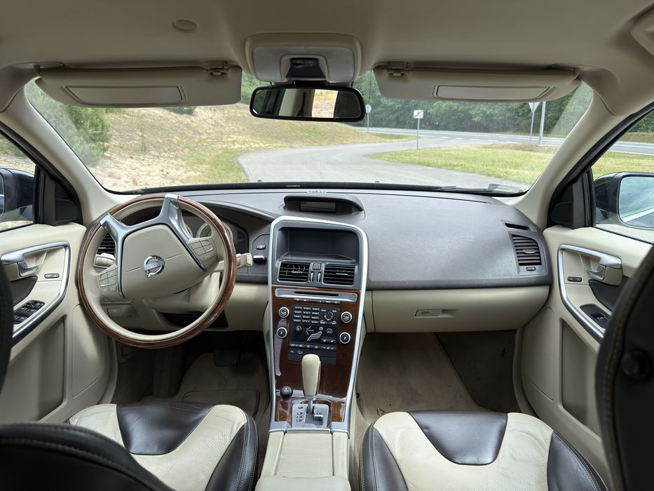 Volvo XC60 Summum 2.4 D5 Automat 205km  4X4 Webasto BiXenon Skóra.